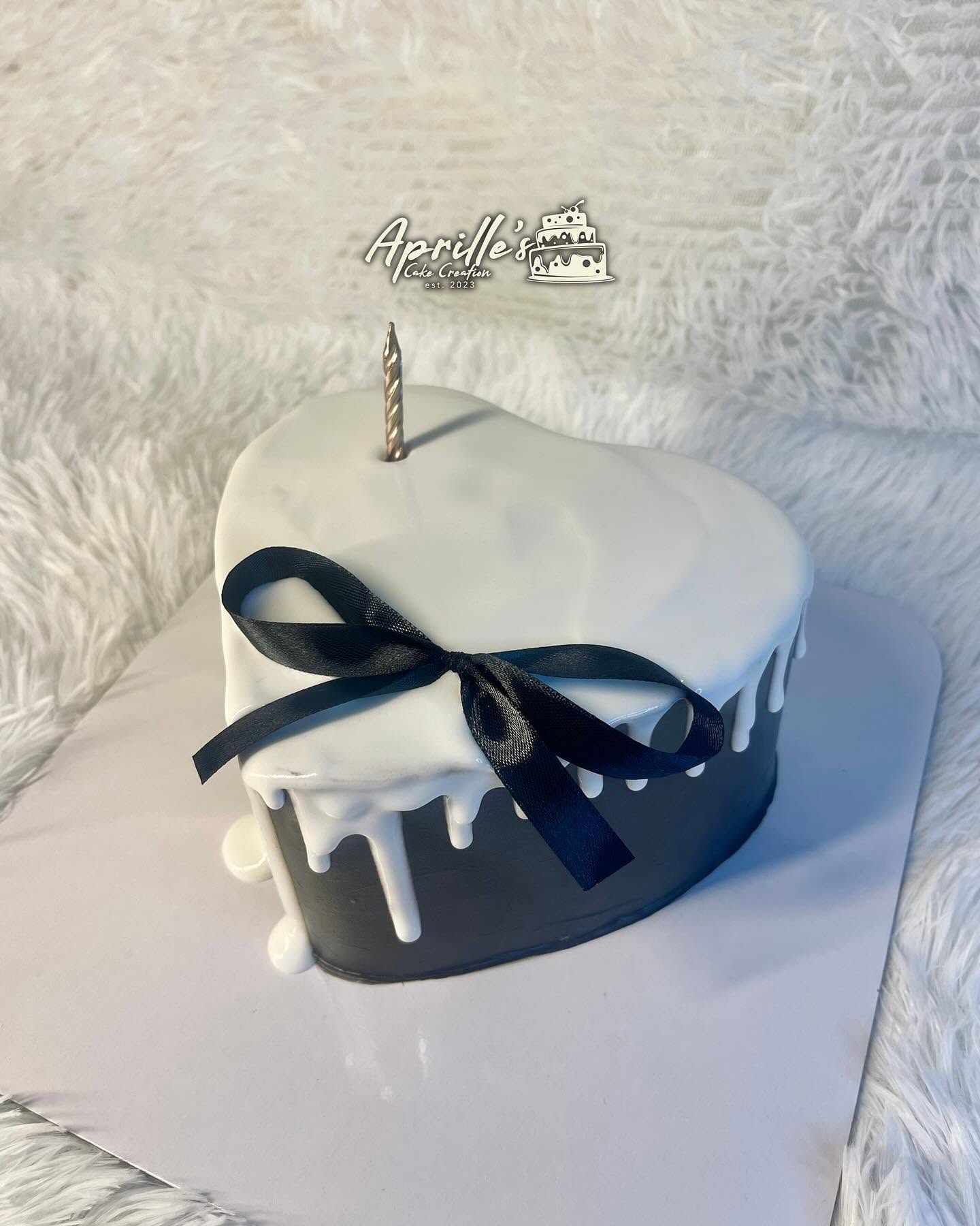 Black Heart Coquette Cake